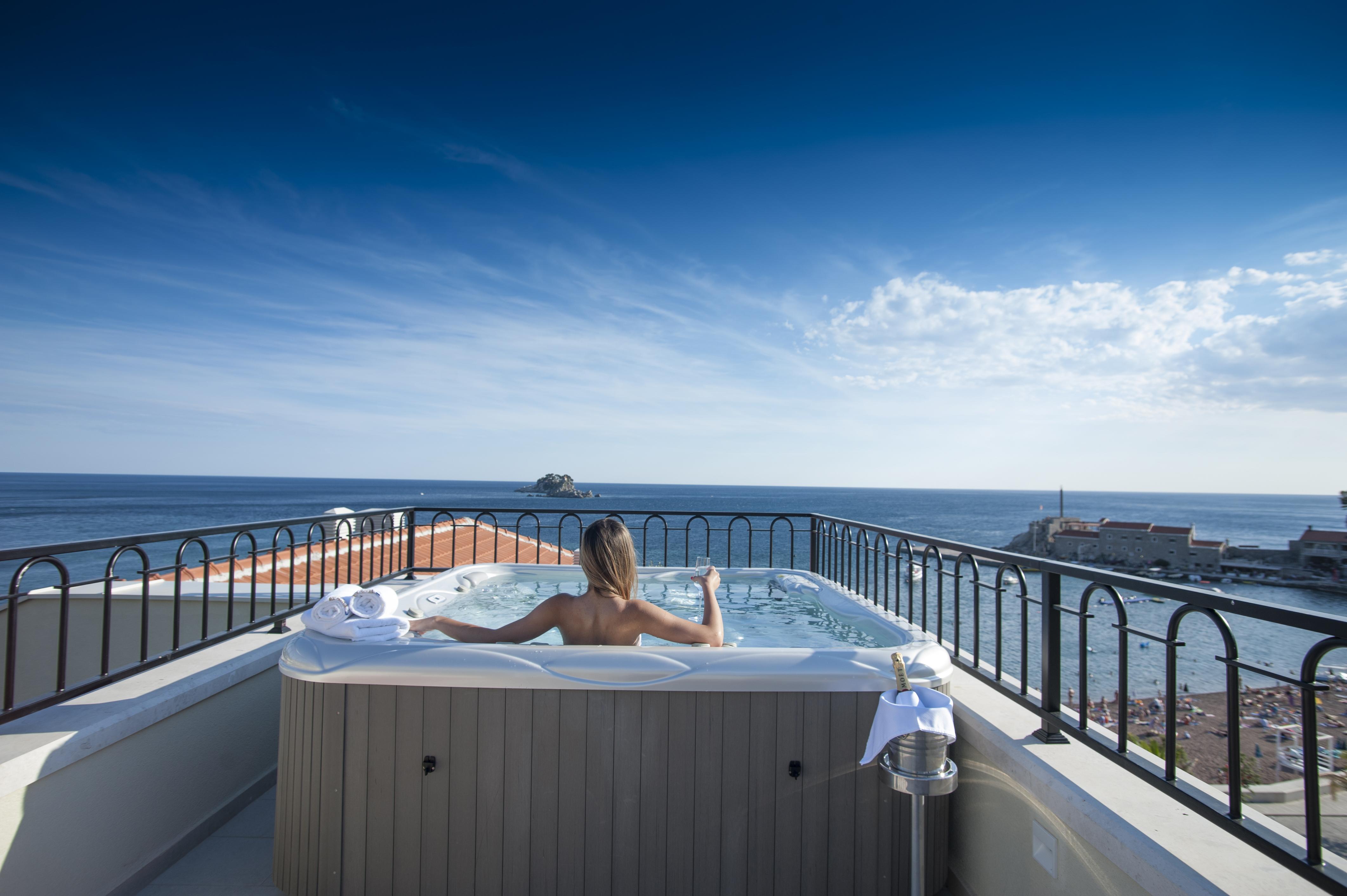 Hotel Riva Petrovac na moru Exterior foto